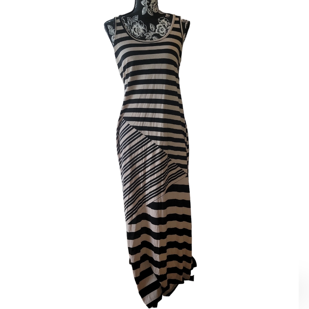 Mix and Co Womens Tan and Black striped Maxi Dress Size 1x